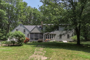ExteriorRear-2