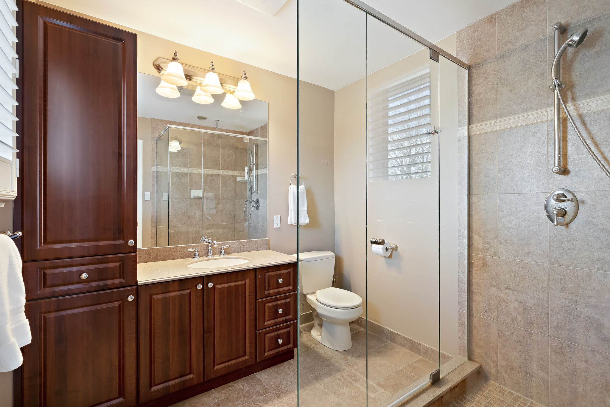  56 Meadow Dr, Orangeville, ON L9W 4C6, US Photo 37
