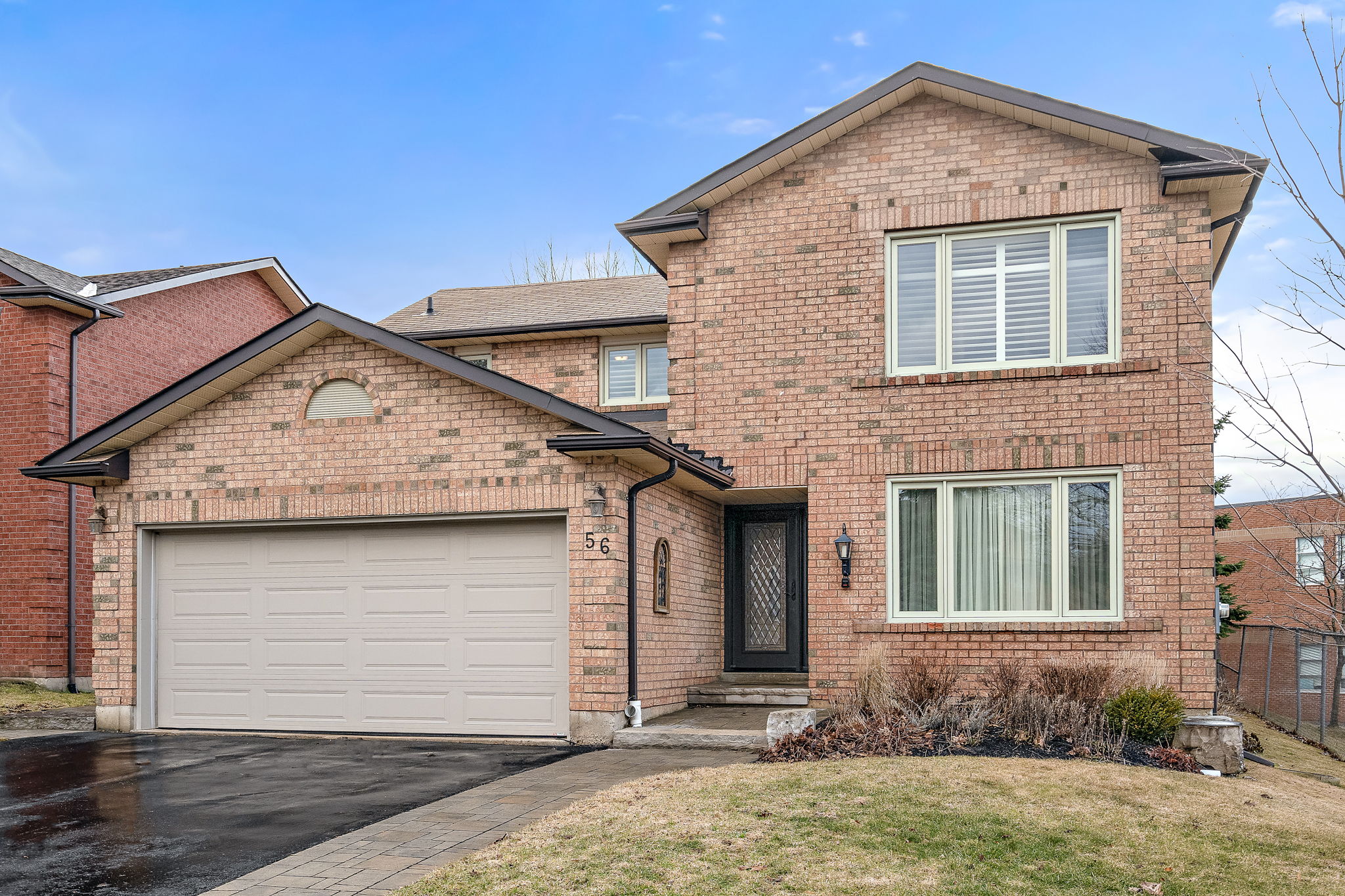  56 Meadow Dr, Orangeville, ON L9W 4C6, US