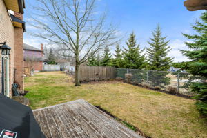  56 Meadow Dr, Orangeville, ON L9W 4C6, US Photo 47