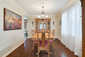  56 Meadow Dr, Orangeville, ON L9W 4C6, US Photo 12