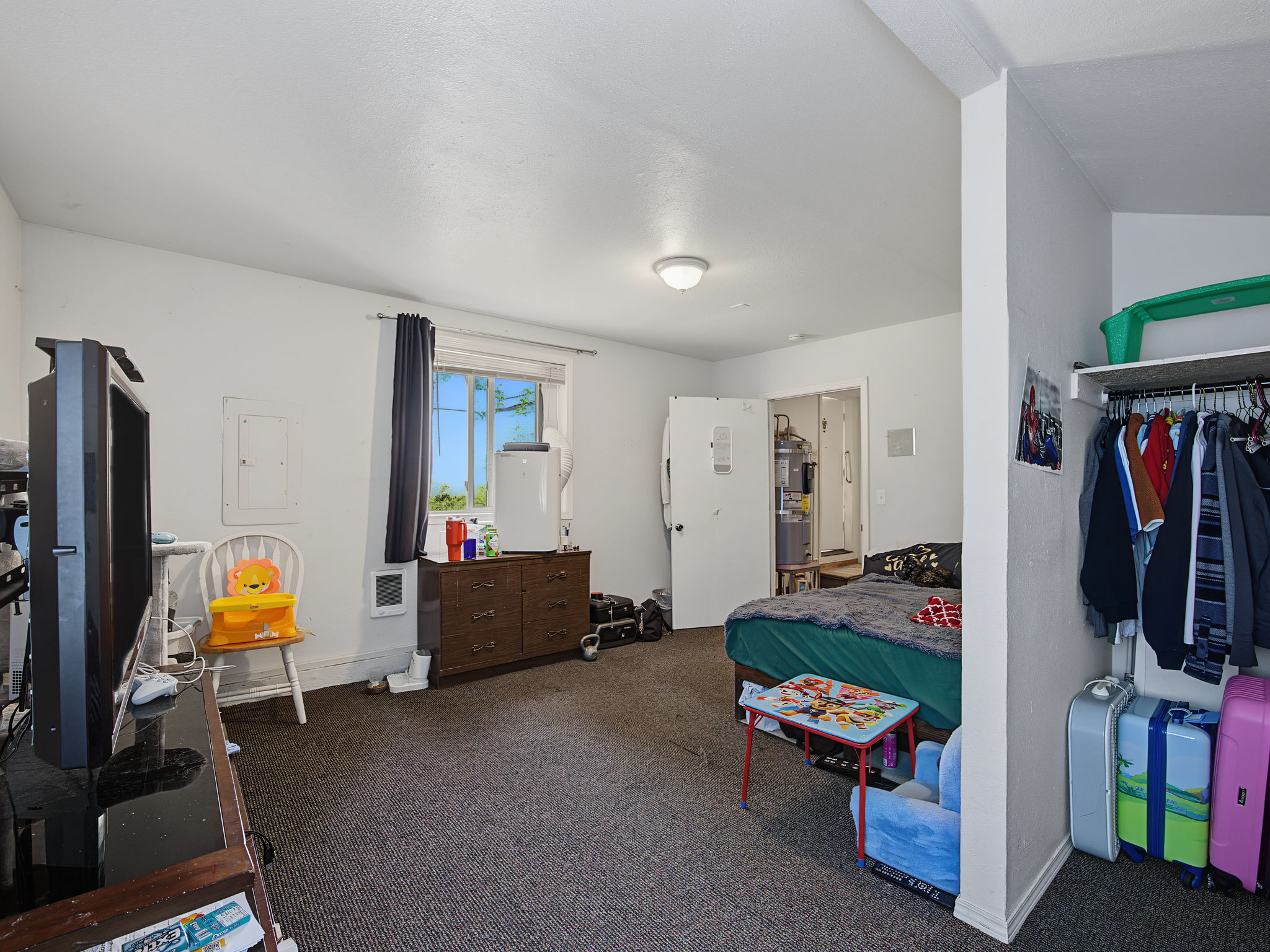  Photo 23