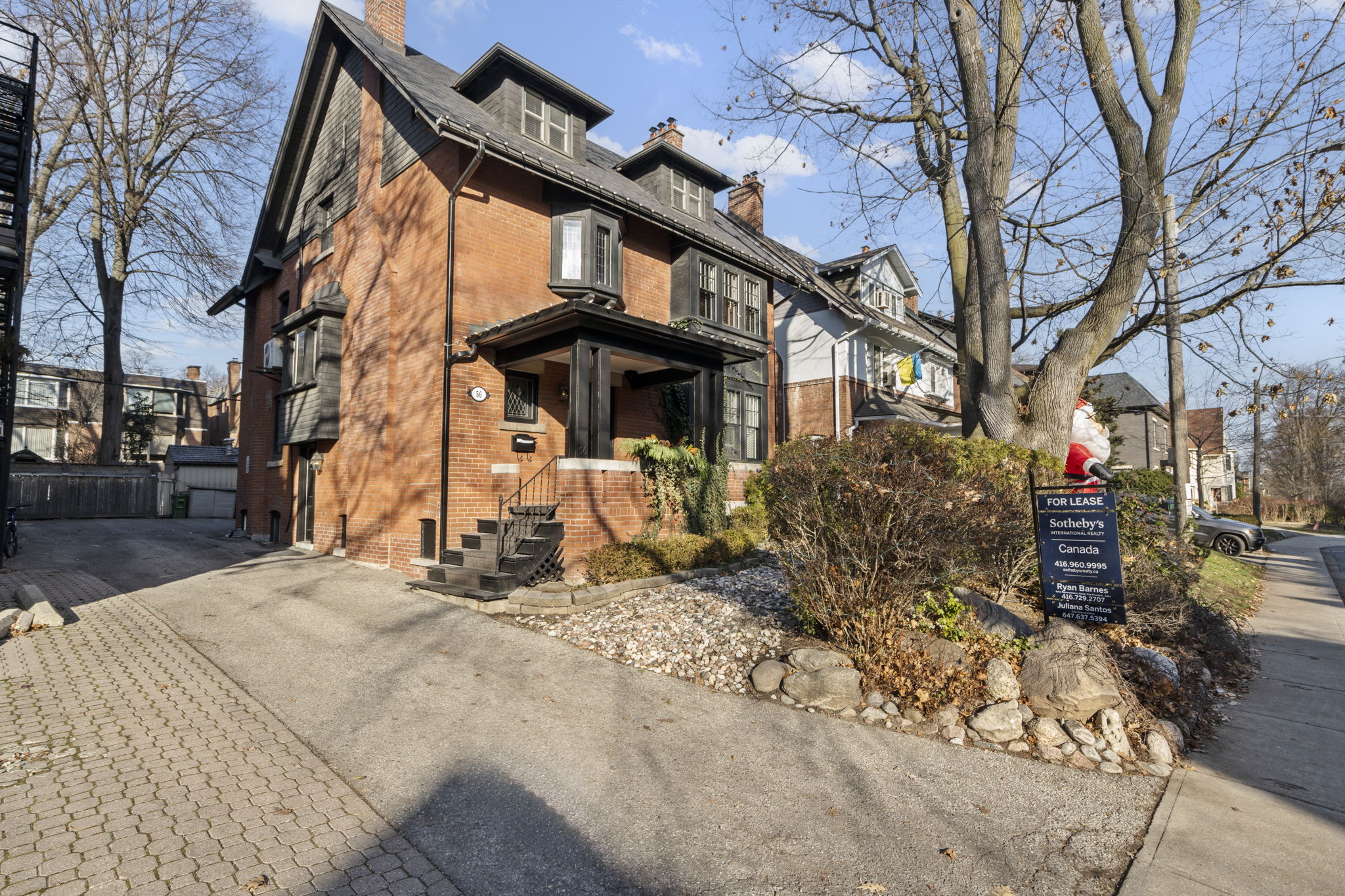 56 Oriole Gardens Unit 4 Toronto, ON M4V 1V7