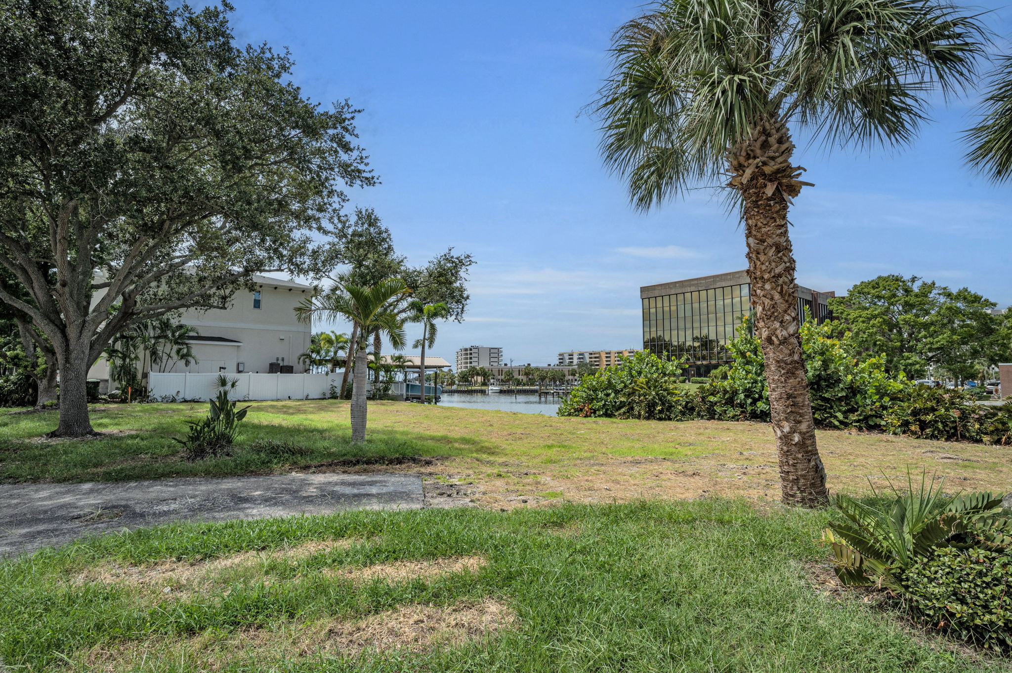 Vacant Lot7