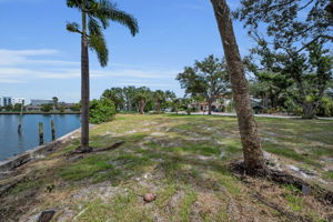 Vacant Lot25