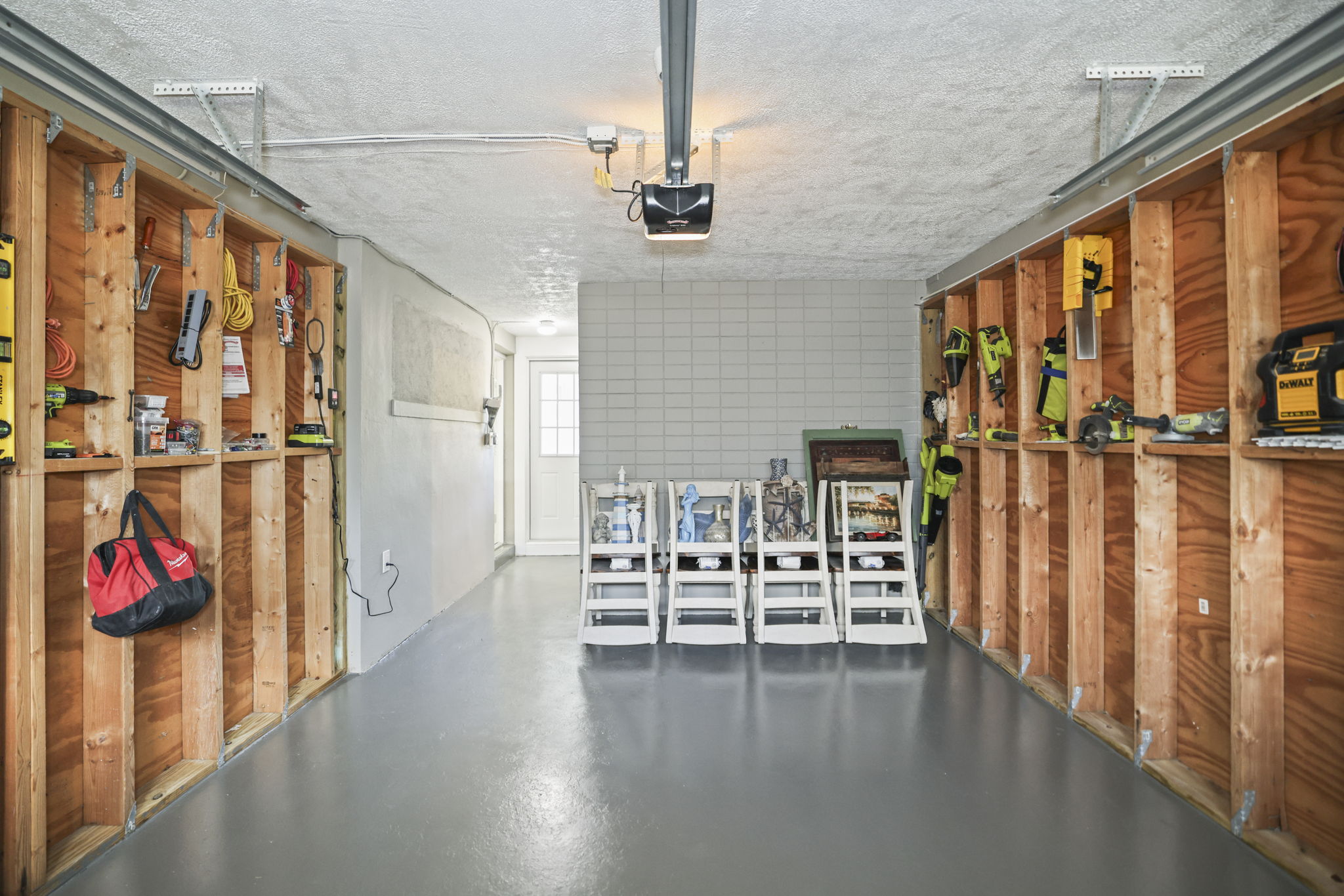 Updated Garage - 495A0865