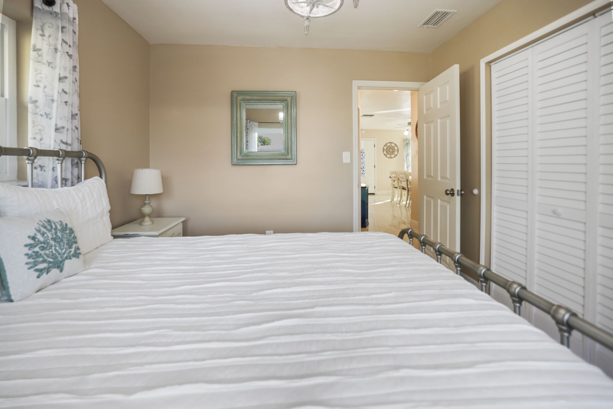 Bedroom 2 - 495A6156 (1)