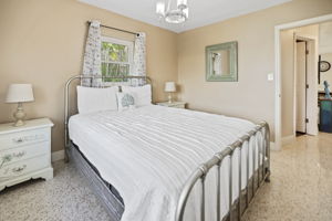 Bedroom 2 - 495A6153 (1)