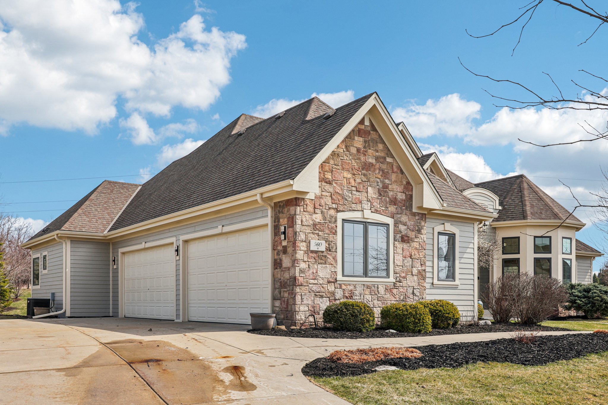 Birchwood Dr-S2603-003.jpg