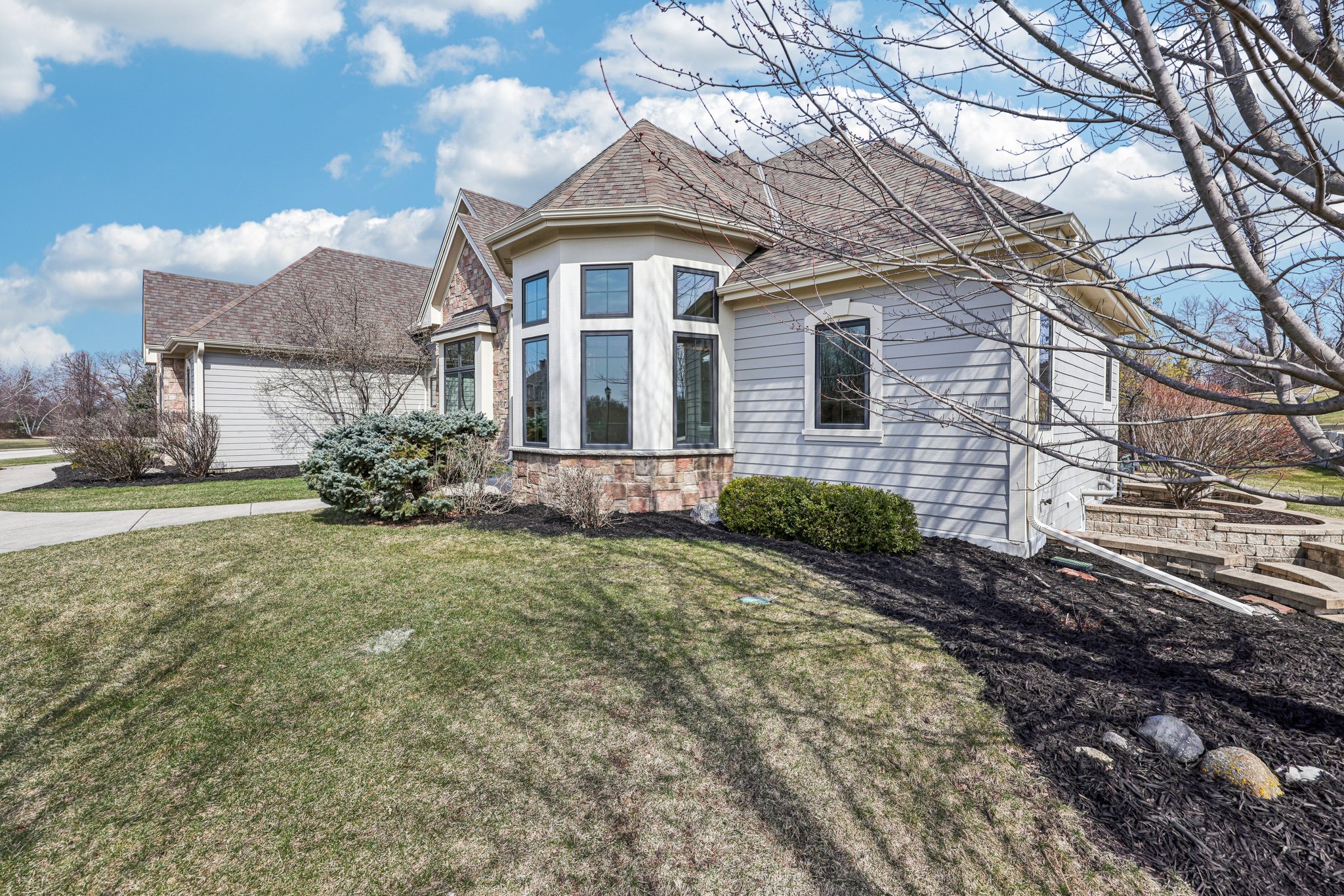 Birchwood Dr-S2603-005.jpg