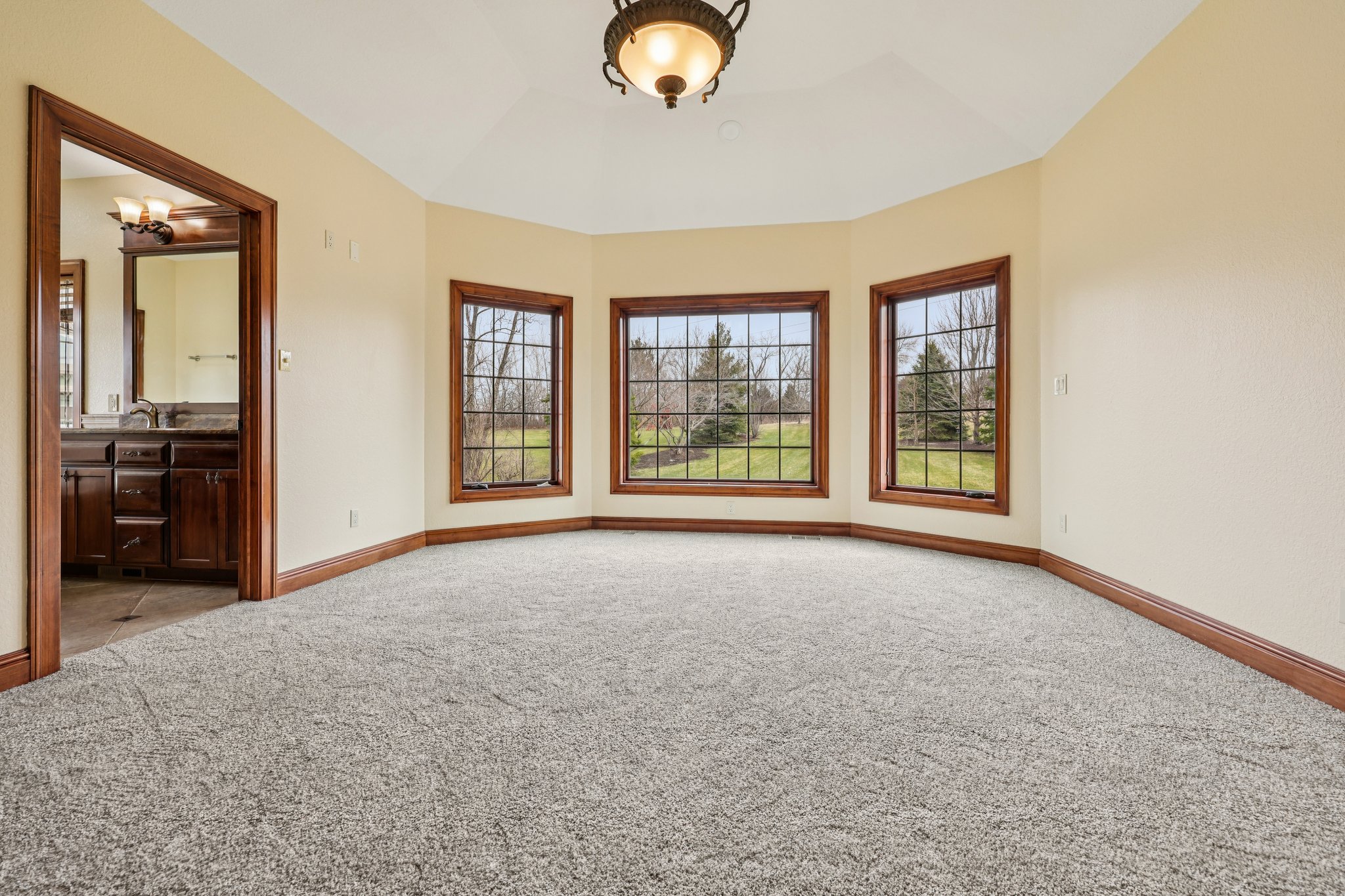 Birchwood Dr-S2603-021.jpg