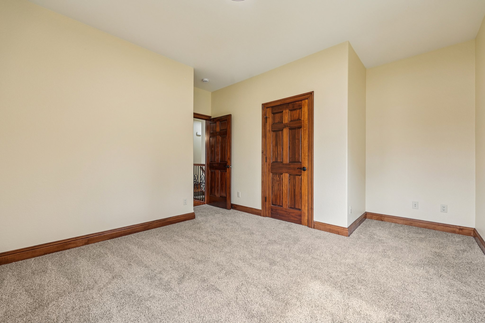 Birchwood Dr-S2603-044.jpg