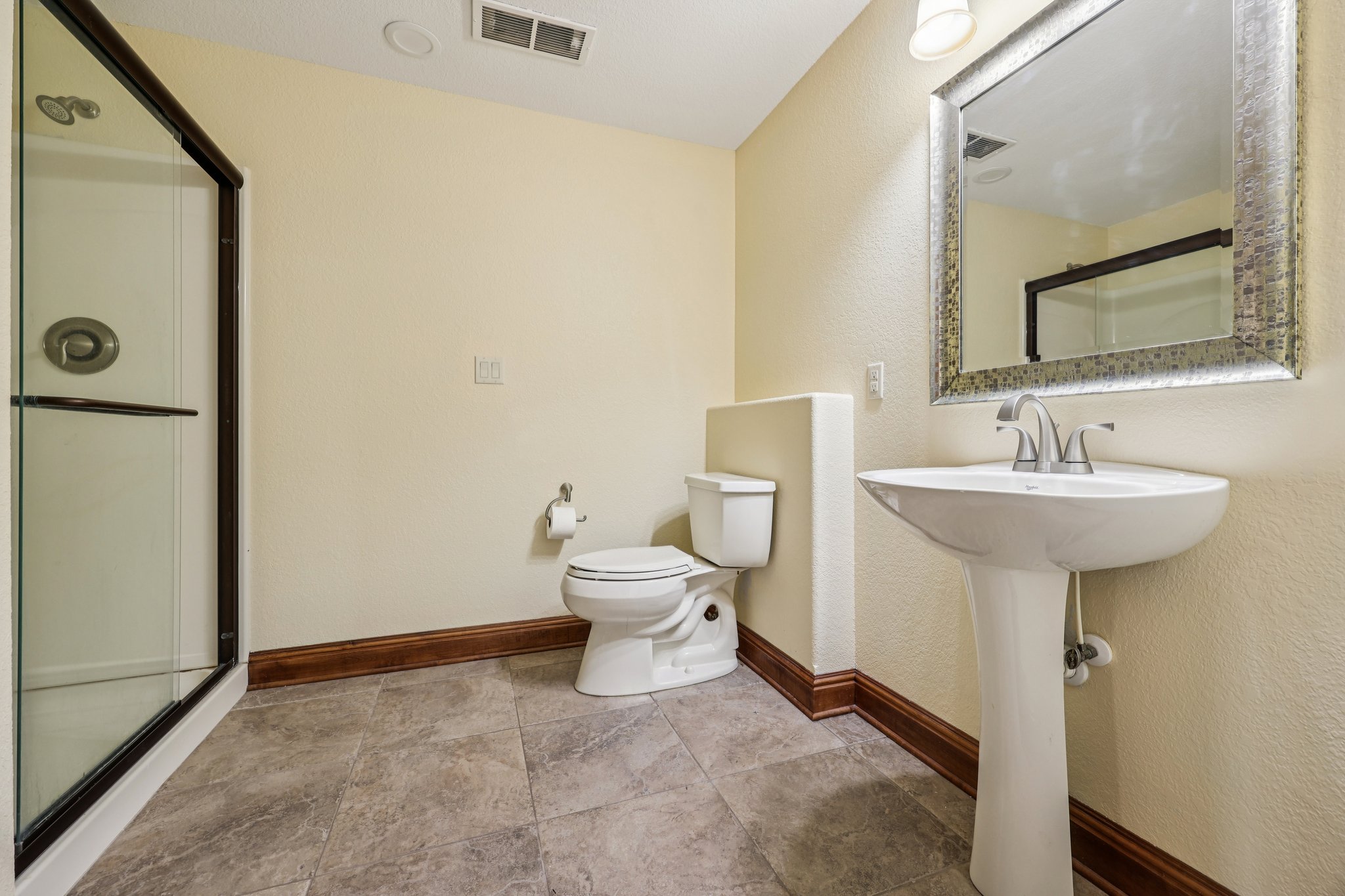 Birchwood Dr-S2603-062.jpg