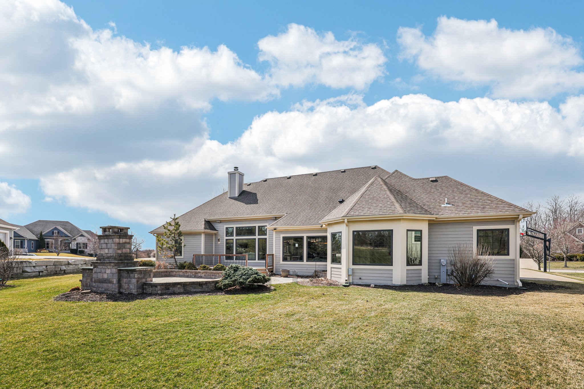 Birchwood Dr-S2603-064.jpg