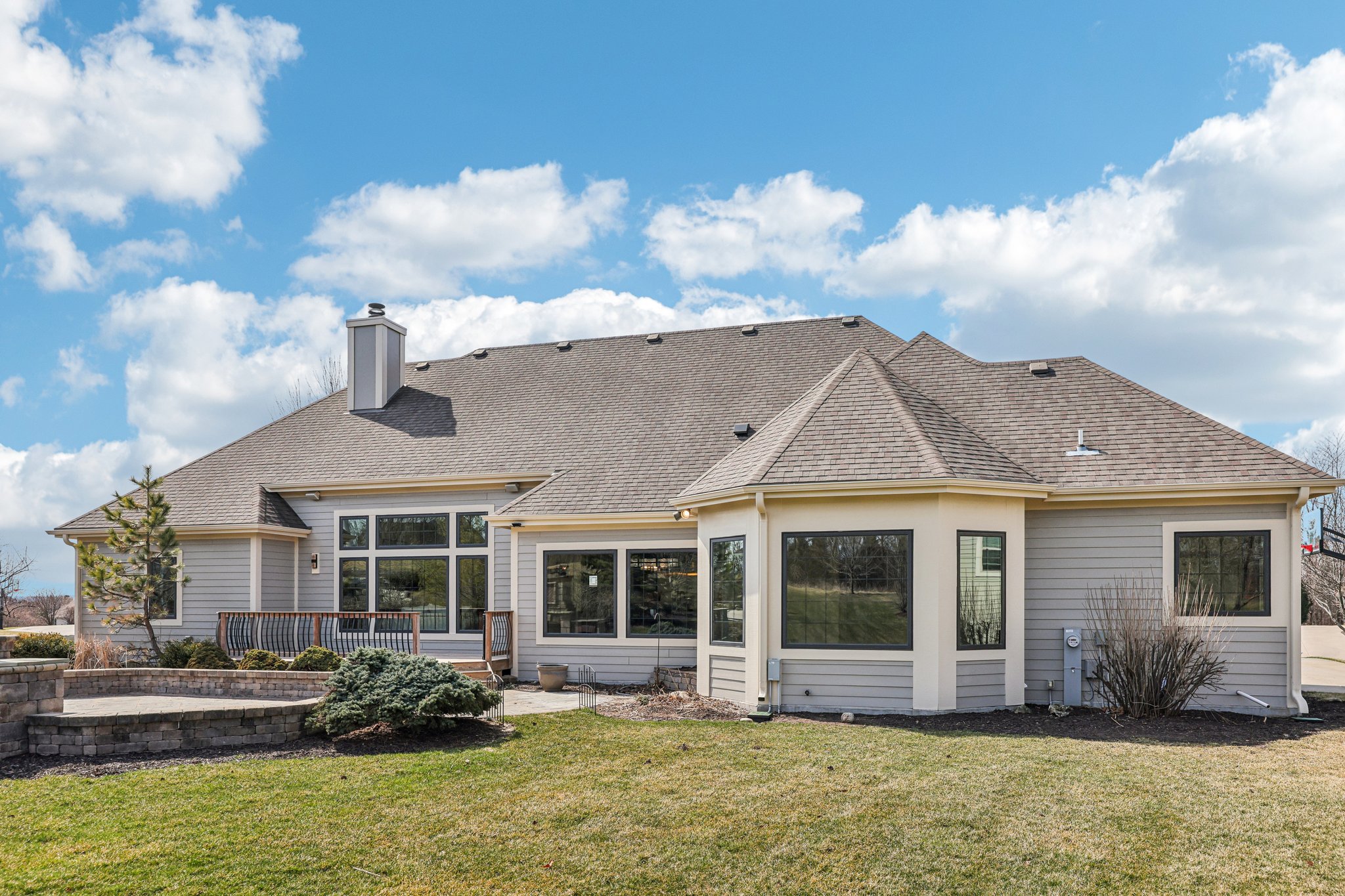 Birchwood Dr-S2603-065.jpg