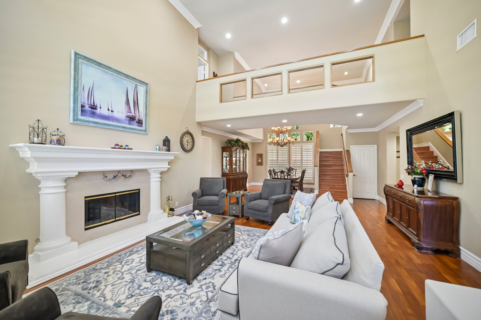 Breckenridge Pl-S2207-009.jpg