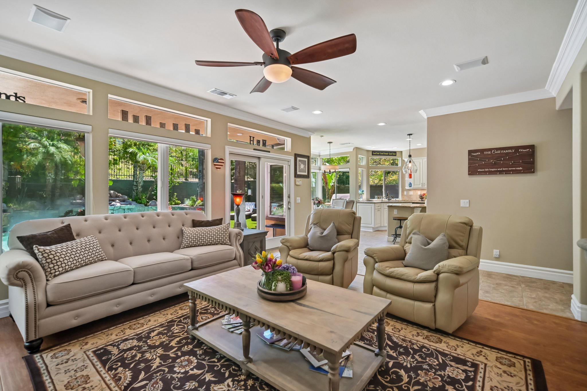 Breckenridge Pl-S2207-013.jpg