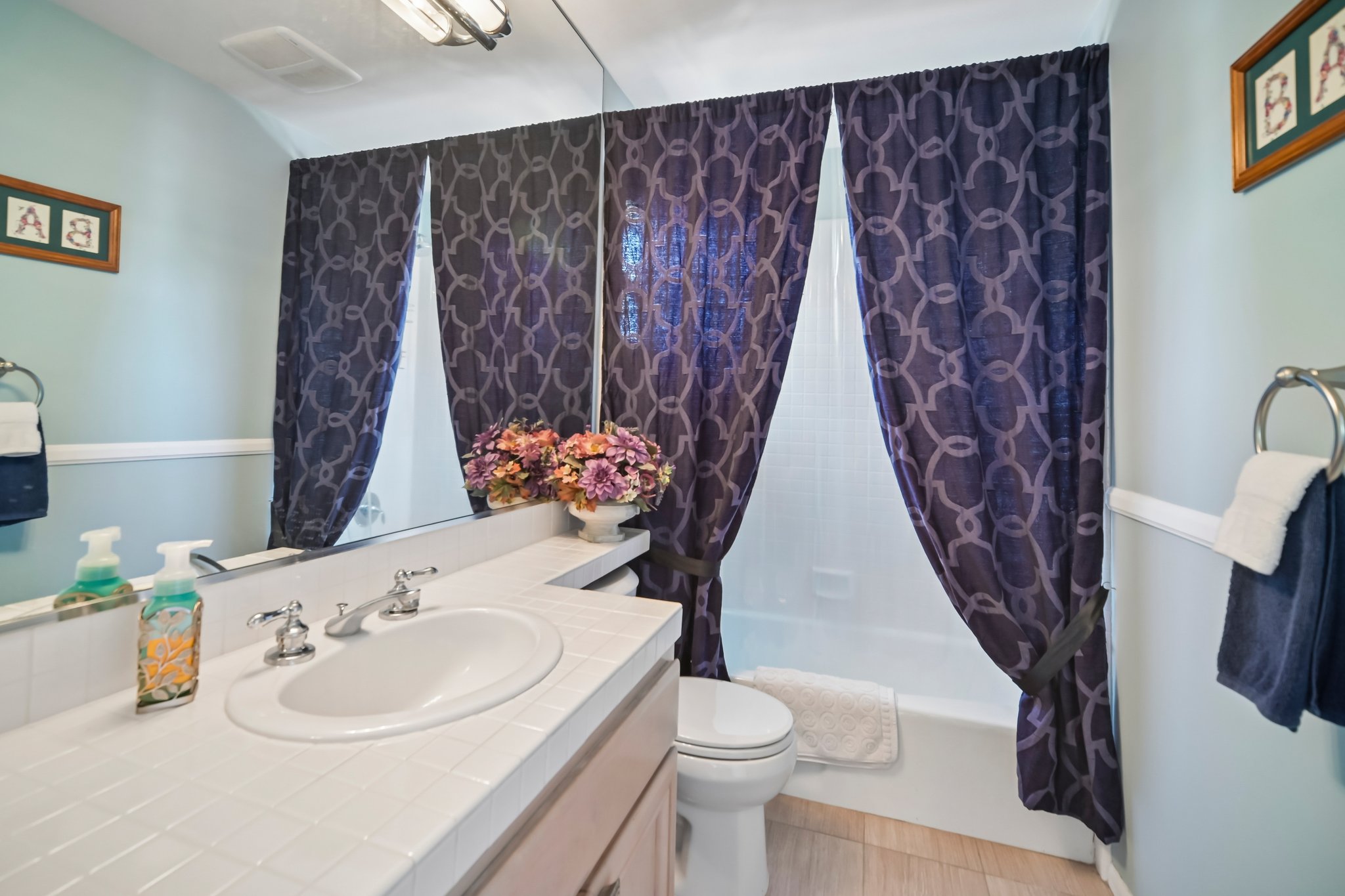 Breckenridge Pl-S2207-039.jpg