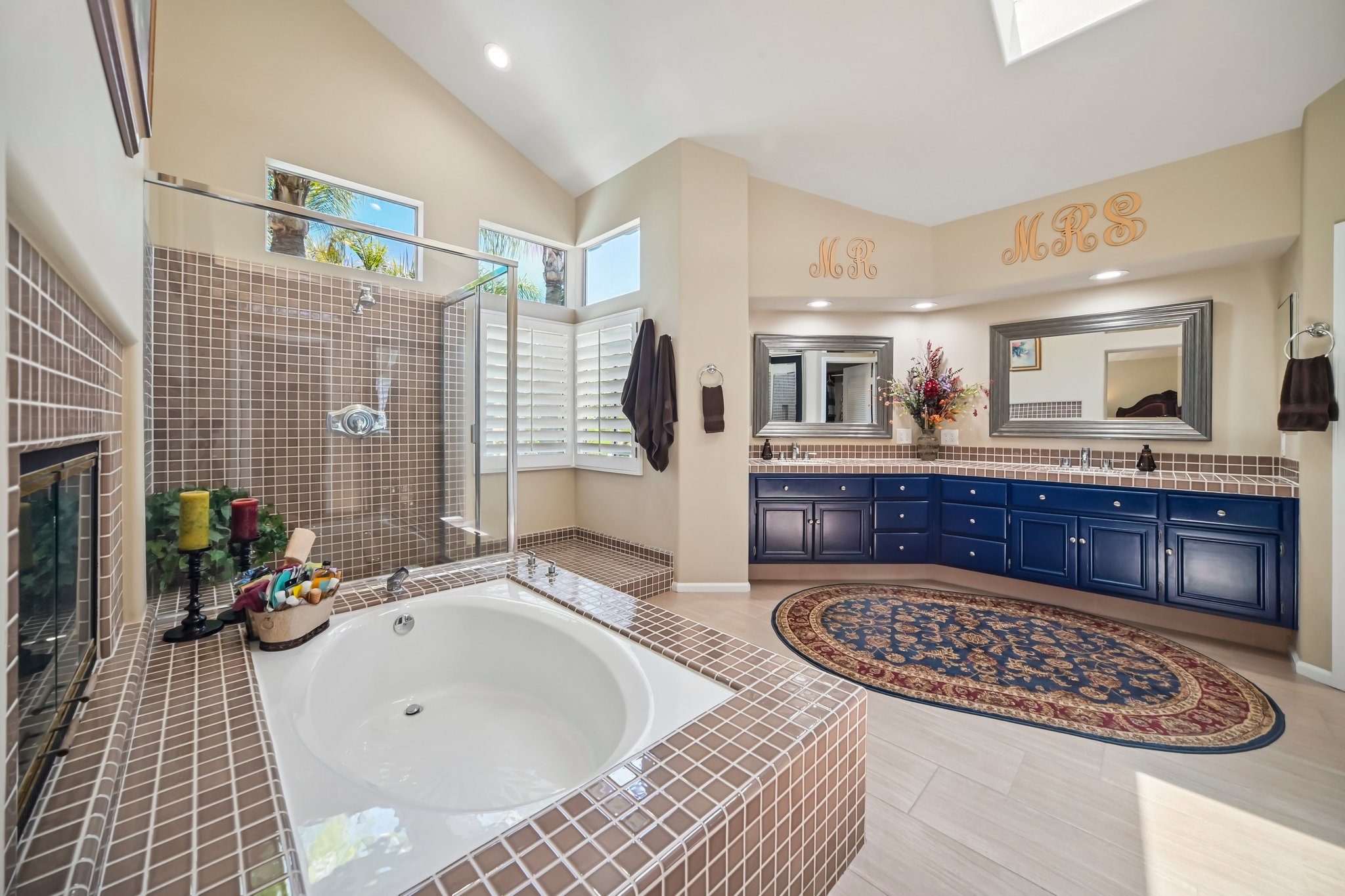 Breckenridge Pl-S2207-057.jpg
