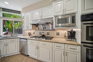 Breckenridge Pl-S2207-024.jpg
