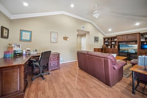 Breckenridge Pl-S2207-044.jpg