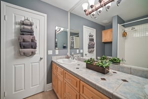 Breckenridge Pl-S2207-046.jpg