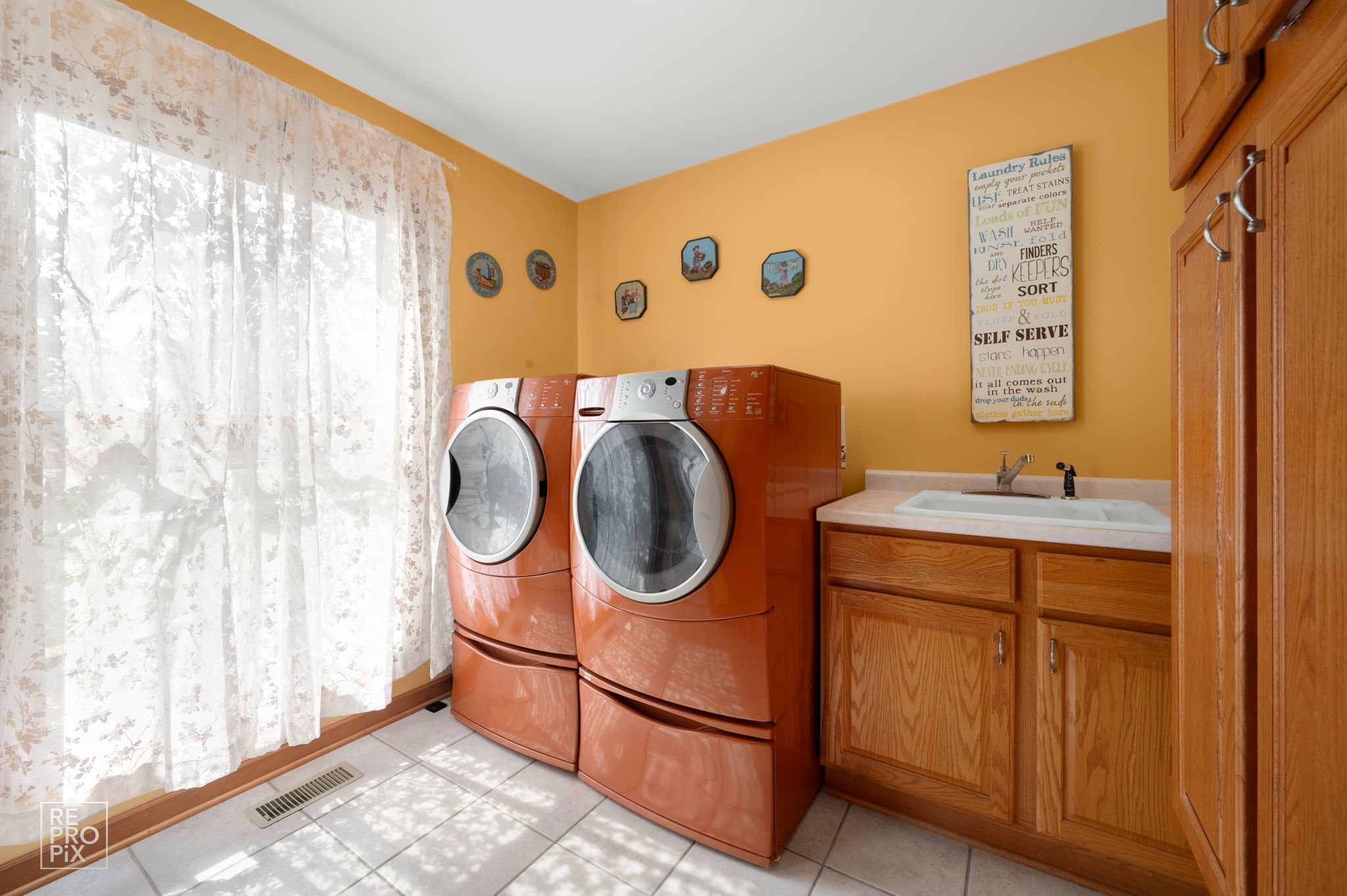 560 E Armitage Ave, Addison, IL 60101_025