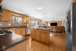 560 E Armitage Ave, Addison, IL 60101_004