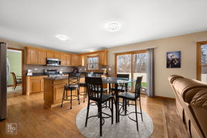 560 E Armitage Ave, Addison, IL 60101_007