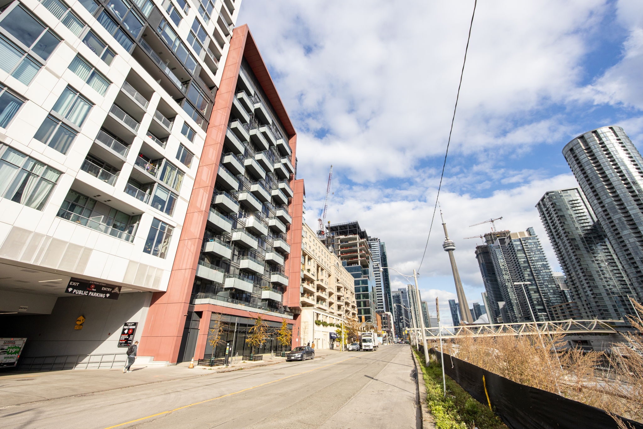Toronto property showcase — delivered property photograph 3