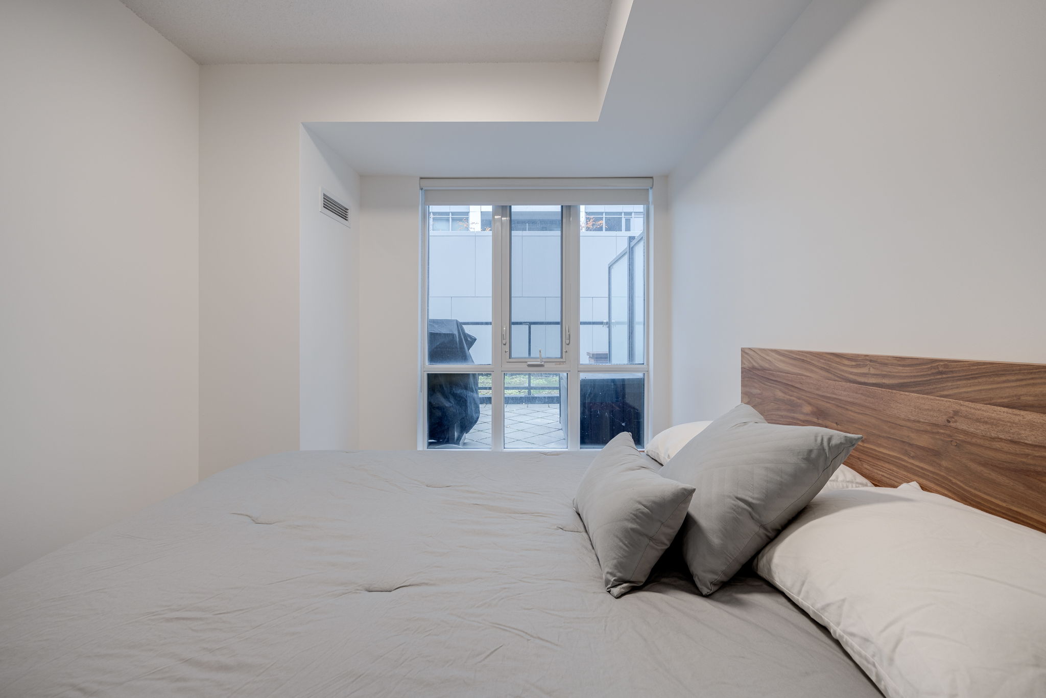 Toronto property showcase — delivered property photograph 18