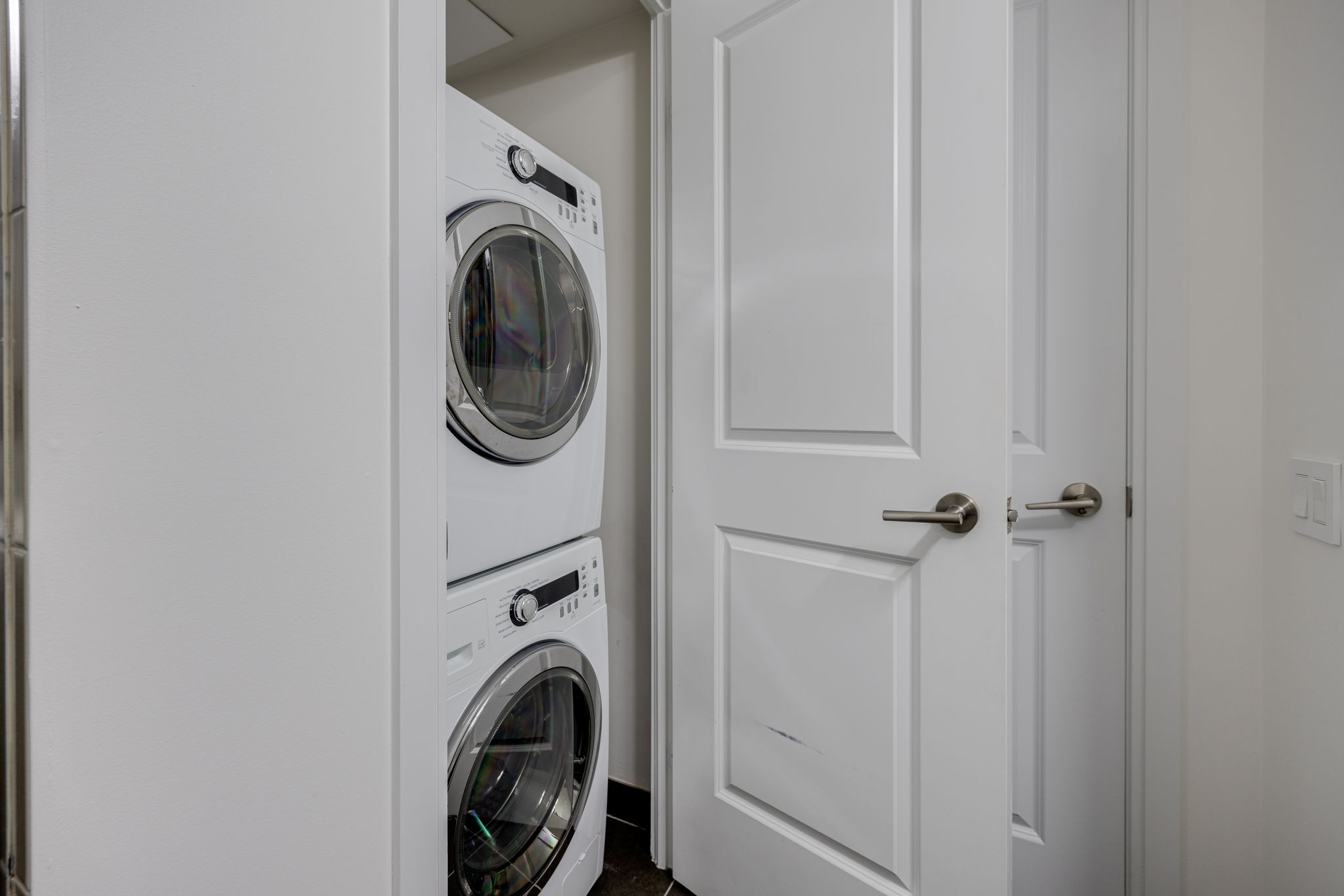 Toronto property showcase — delivered property photograph 22