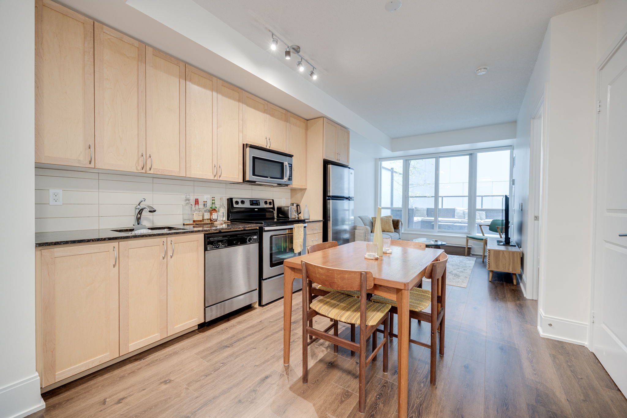 Toronto property showcase — delivered property photograph 8