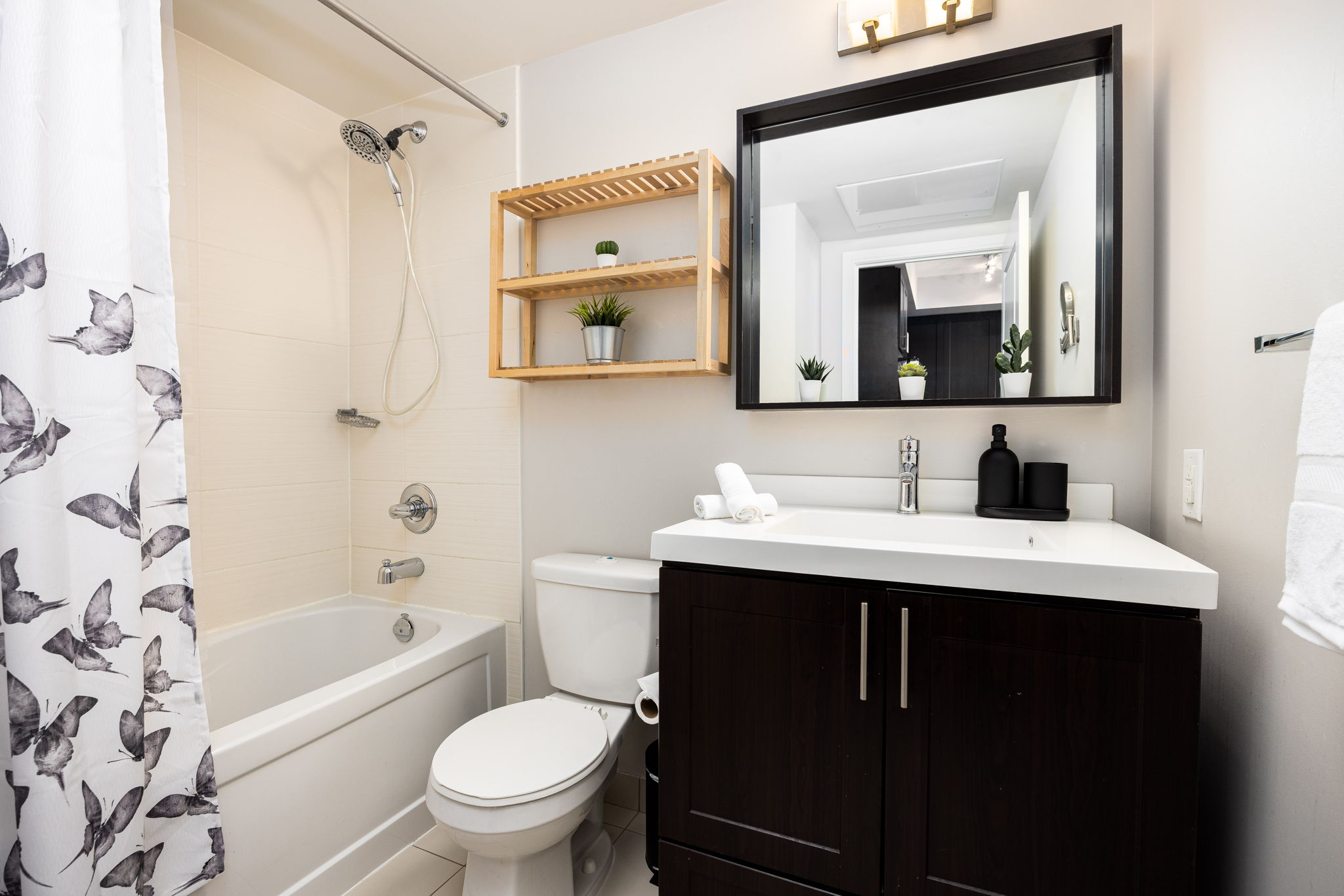 Toronto property showcase — delivered property photograph 8