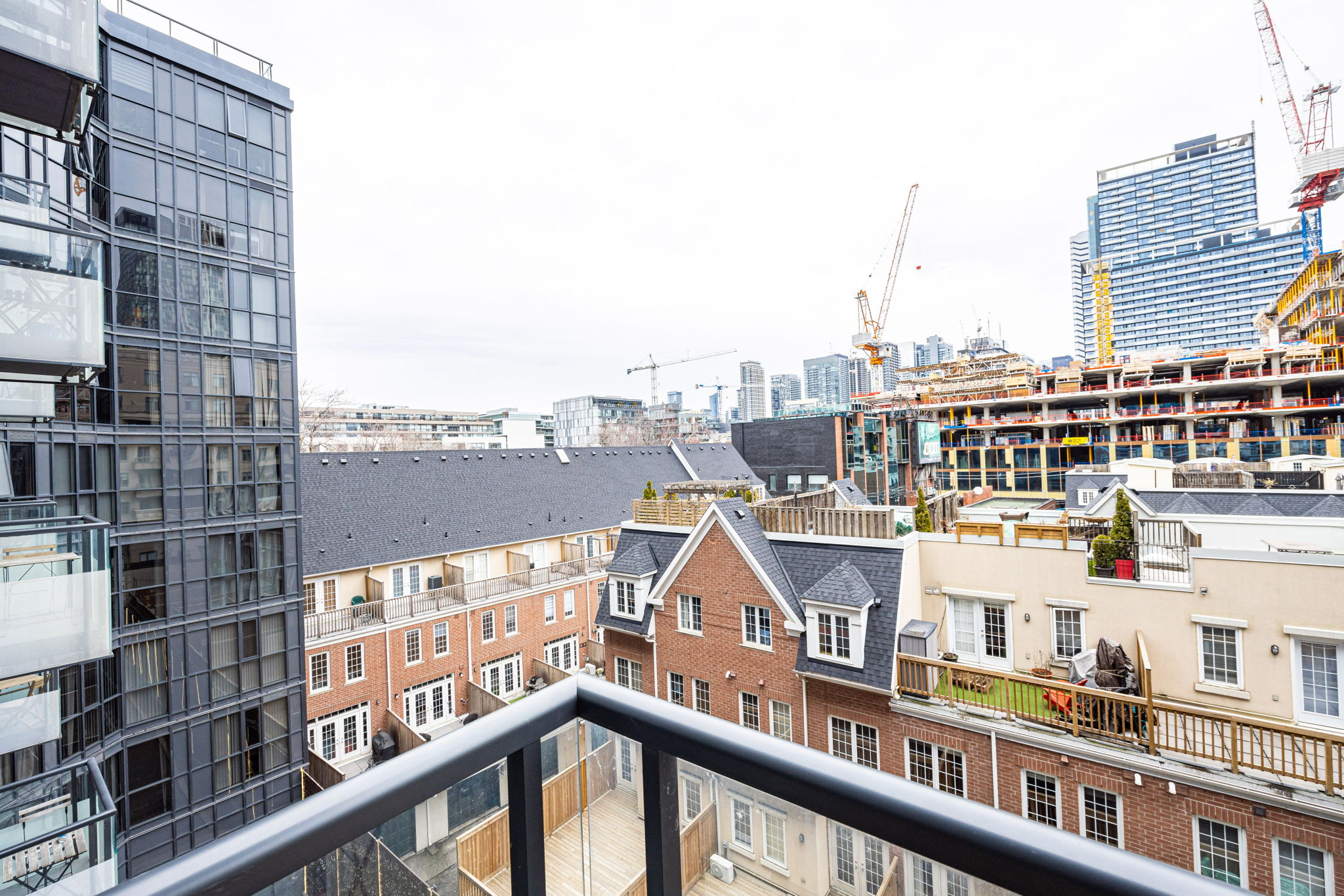 Toronto property showcase — delivered property photograph 30