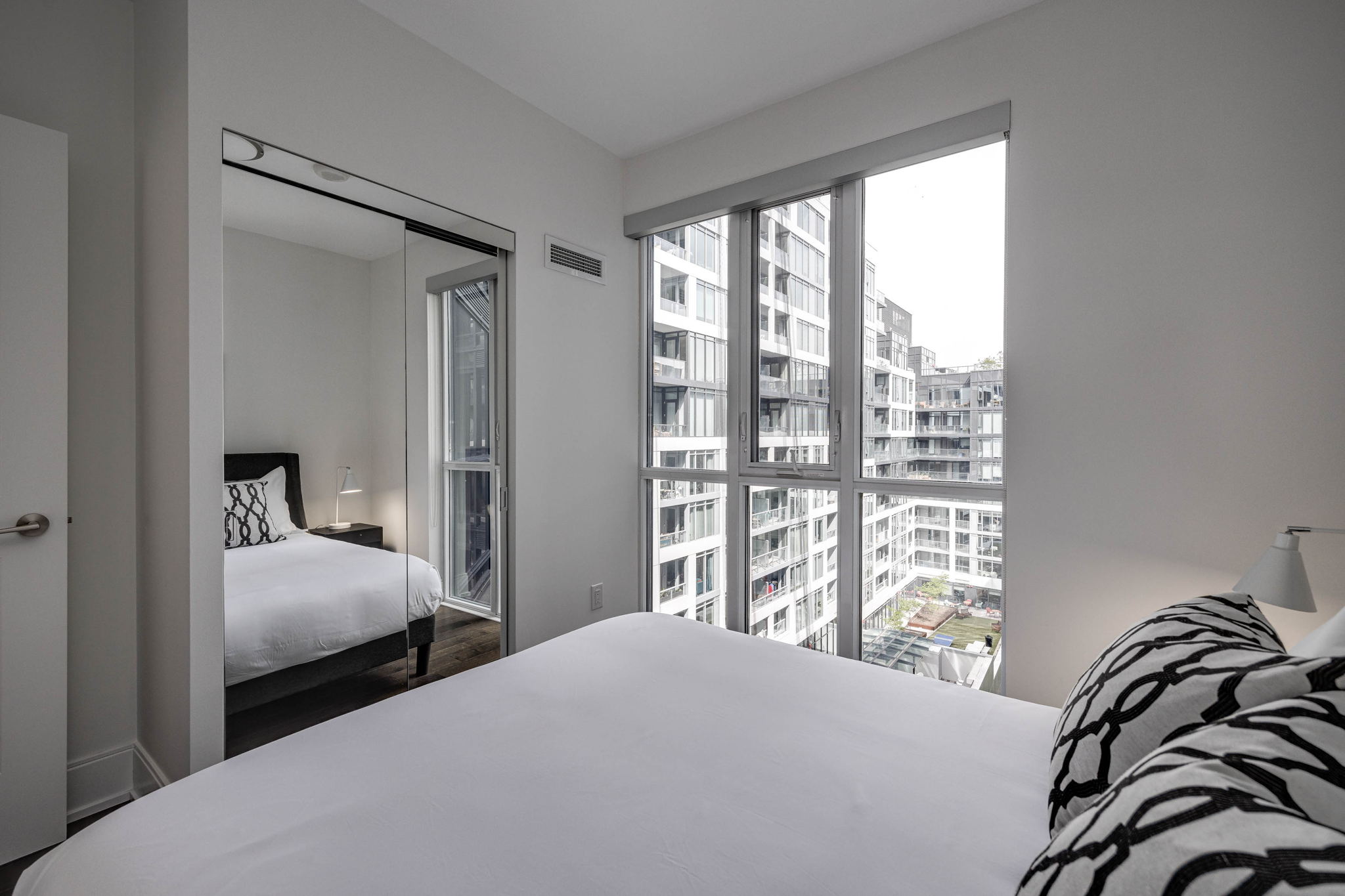 Toronto property showcase — delivered property photograph 14