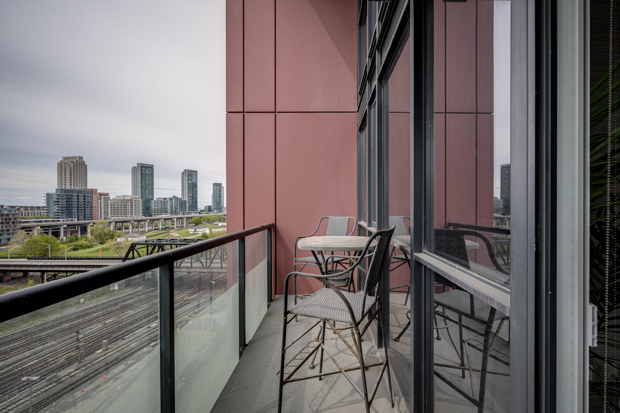 Toronto property showcase — delivered property photograph 28