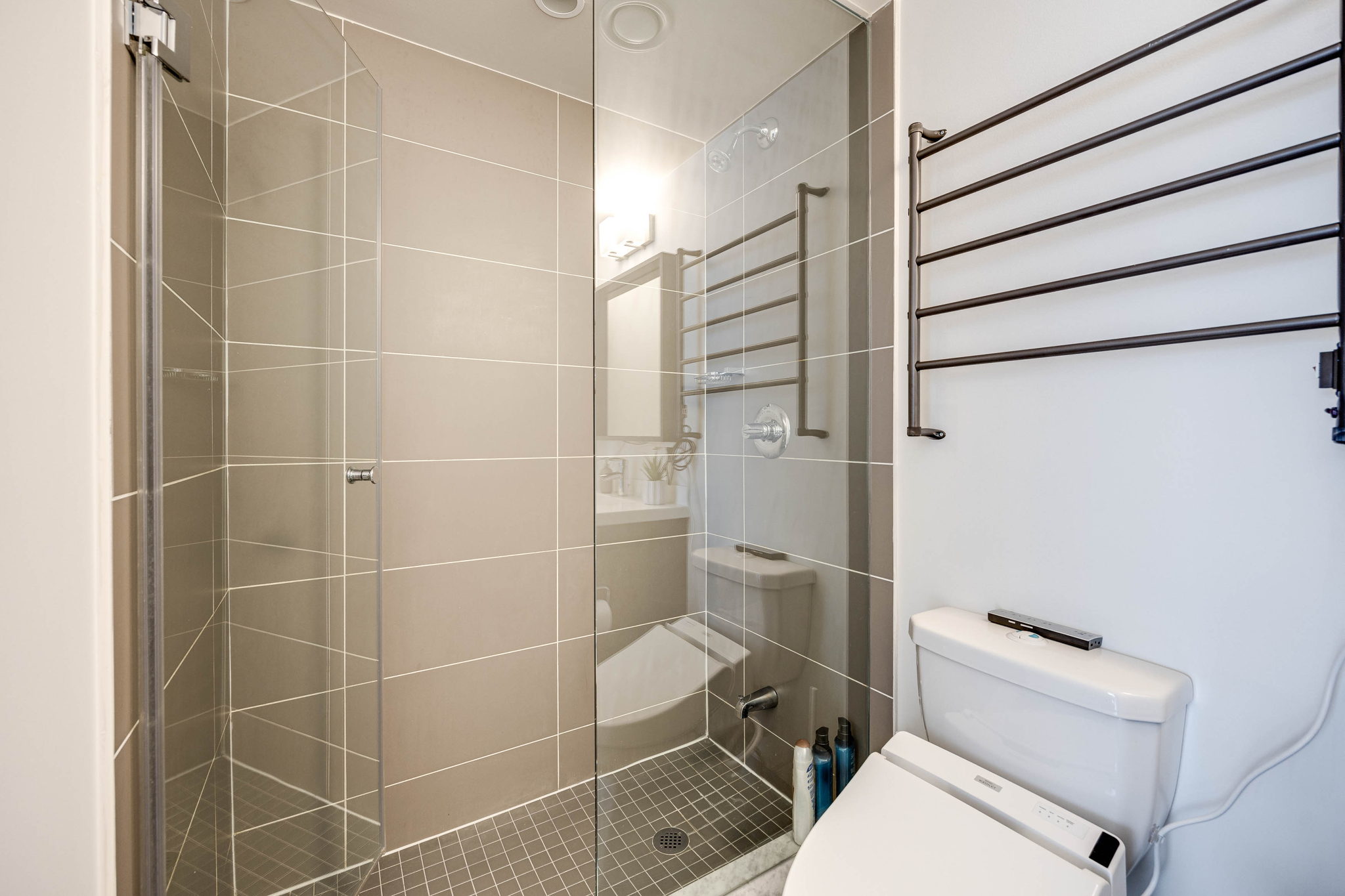 Toronto property showcase — delivered property photograph 21