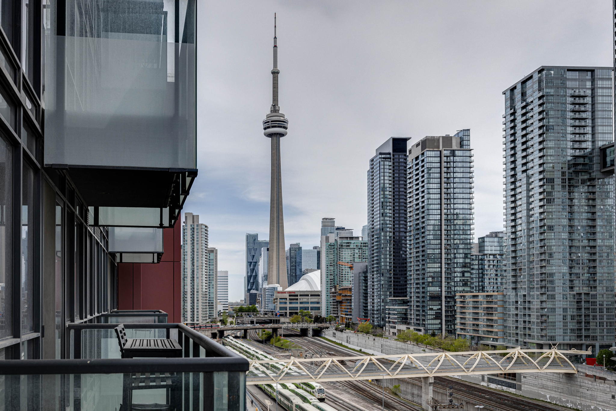 Toronto property showcase — delivered property photograph 30