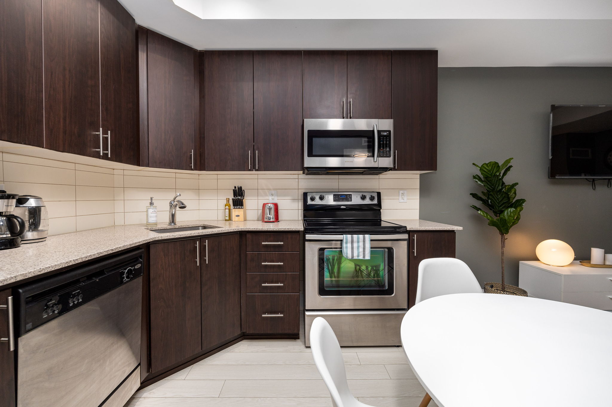 Toronto property showcase — delivered property photograph 8