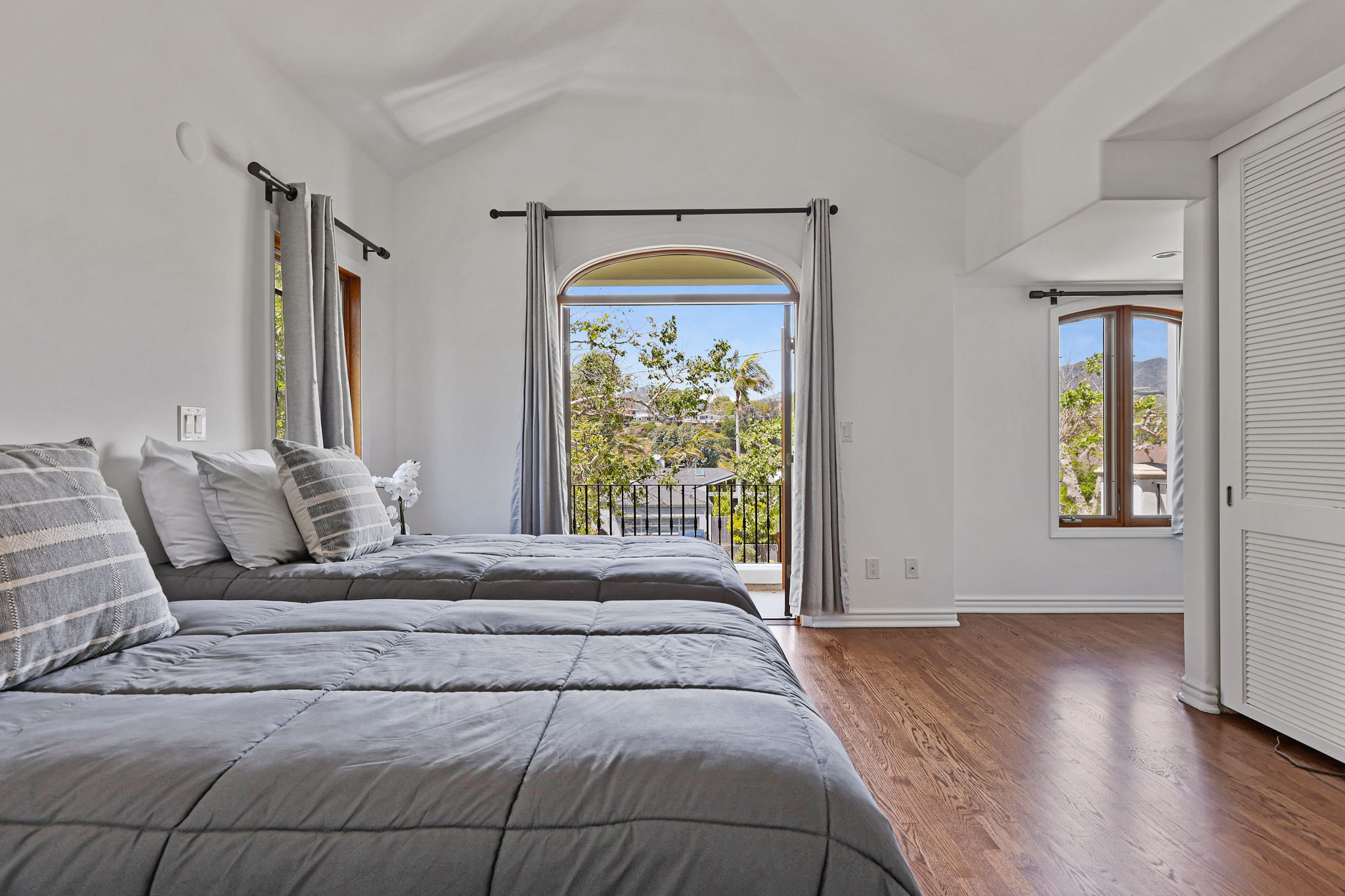 560 Radcliffe Ave, Pacific Palisades, CA 90272, USA Photo 51