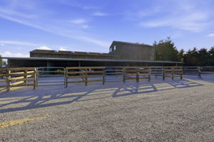 Barn 3 - Paddocks