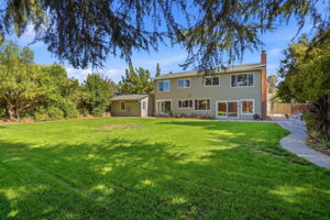 043_F8_560 Tawny Dr