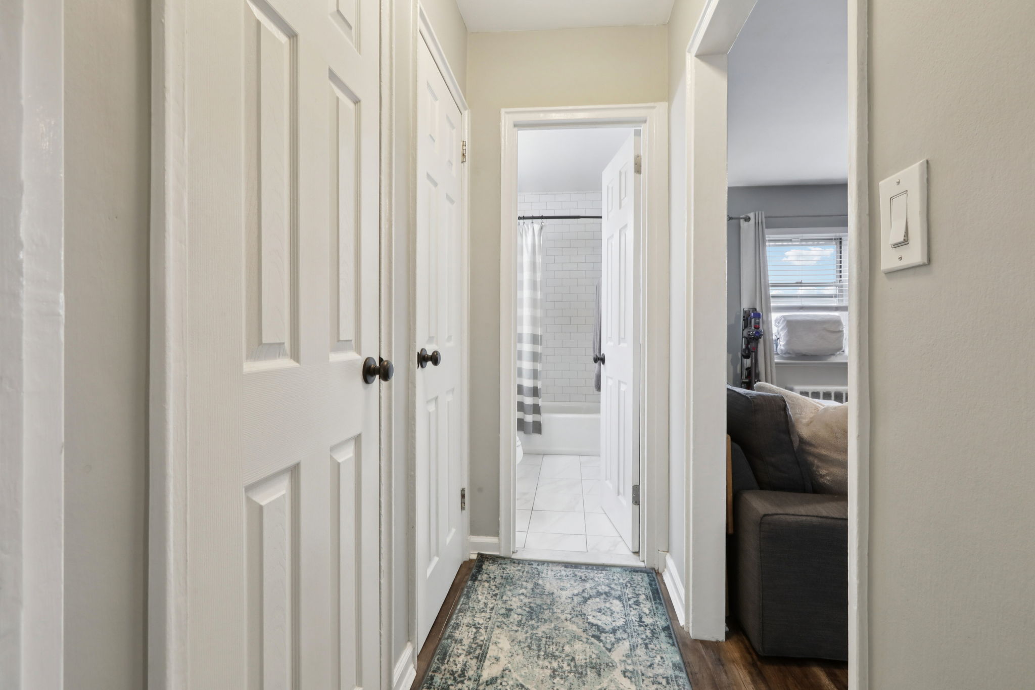 Tuckahoe Rd-S0903-018