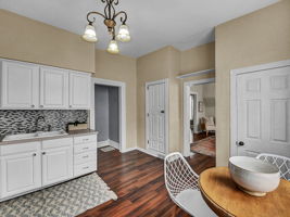  560 Windsor St, Salt Lake City, UT 84102, US Photo 6