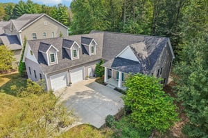 Treeline Dr-S1809-003.jpg