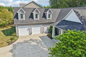 Treeline Dr-S1809-006.jpg