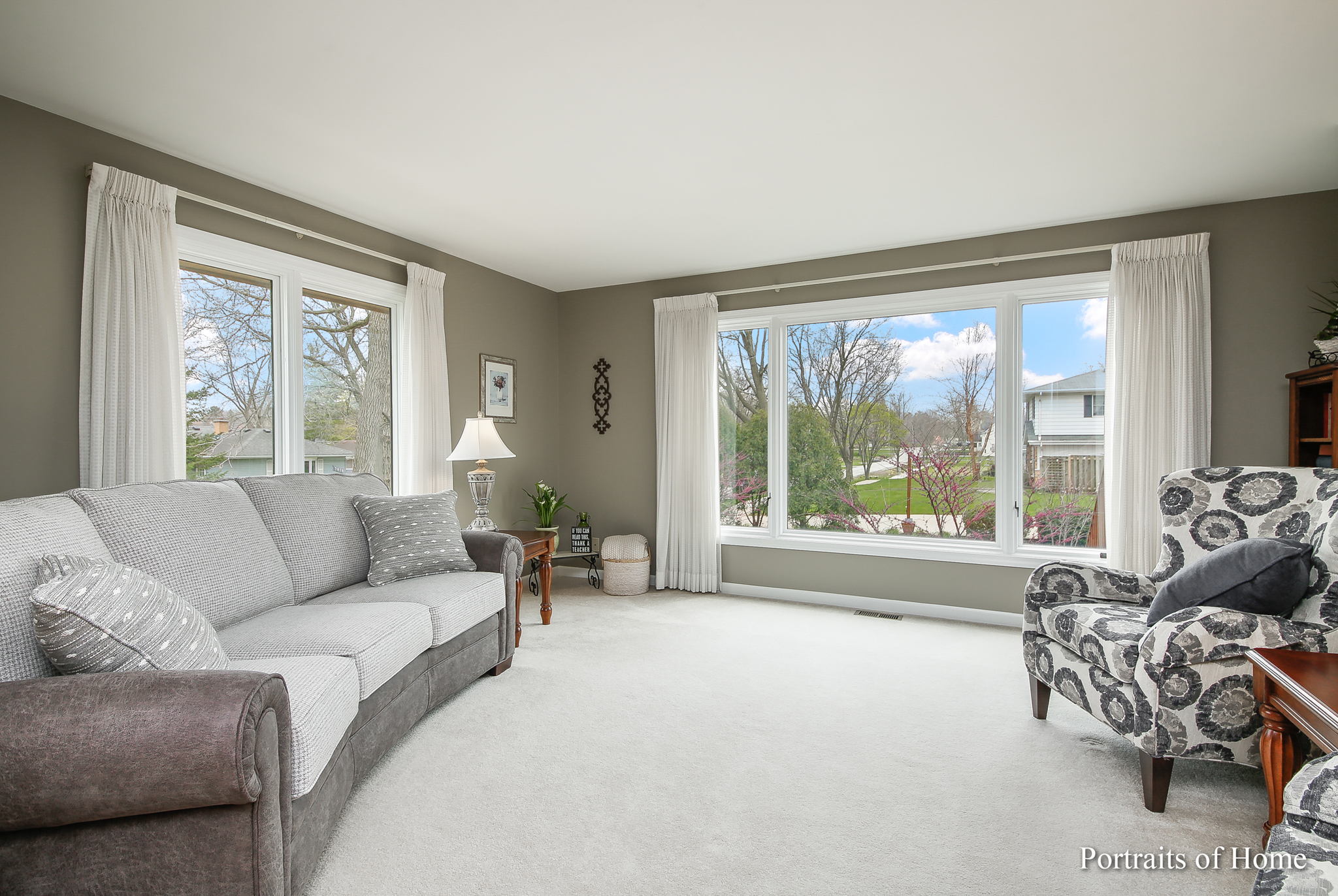 5600 Webster St, Downers Grove, IL 60516, USA Photo 4