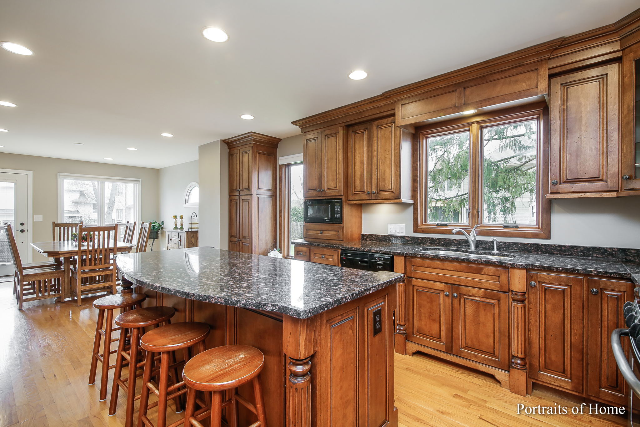 5600 Webster St, Downers Grove, IL 60516, USA Photo 9