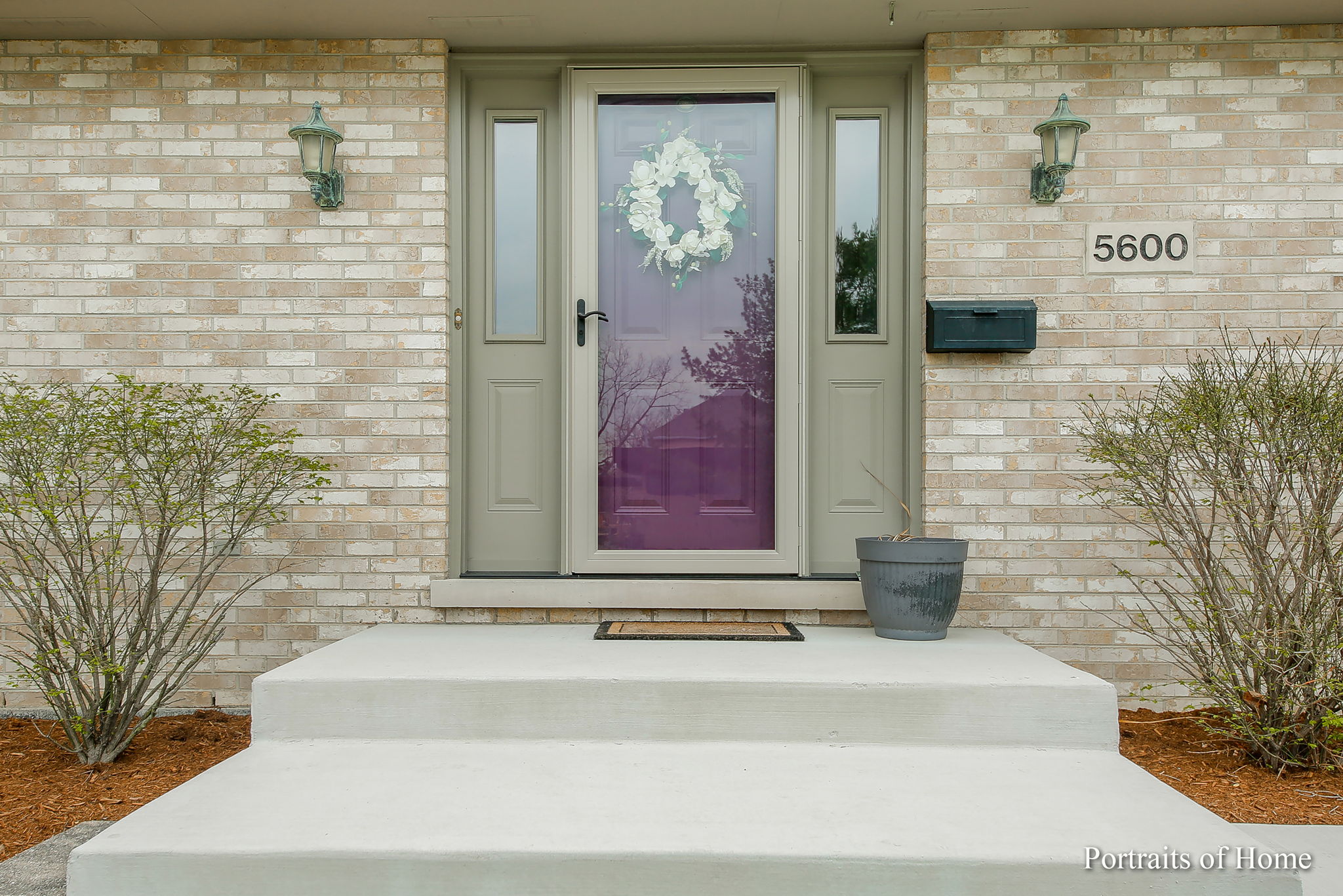 5600 Webster St, Downers Grove, IL 60516, USA Photo 3